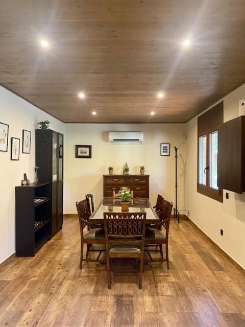 منزل الضيف Aviá  في Casa Climent المظهر الخارجي الصورة
